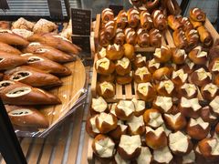 -Dough&Joe团憩(瑞虹天地月亮湾店)