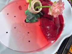 -老牌坊云南鱼豆花火锅(爱建店)