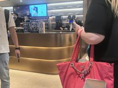 -霸王茶姬(上海恒基名人店)