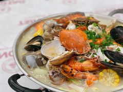招牌海鲜骨煲-凤城康记饭店