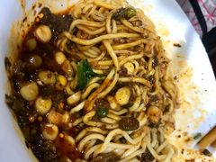 豌豆杂酱面-花市豌杂面(民生路店)