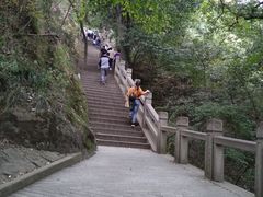 -灵岩山风景区