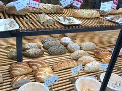-焙丽拾光(麦凯乐直营店)