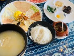 -桥香园云南过桥米线(金马碧鸡店)