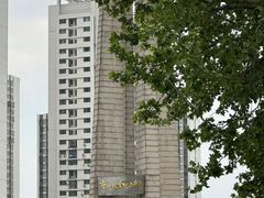 -唐山抗震纪念碑广场