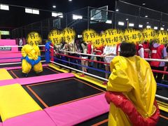 -嘿哟动霸CHUA·新潮玩运动娱乐中心·蹦床滑冰团建乐园