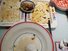 -赵财财·肠粉·煲仔饭(华润万象城店)
