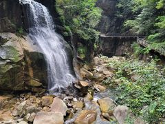 -大鄣山卧龙谷景区