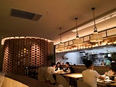 -荣小馆(椒江青悦城店)