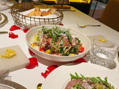 -Mogul Eatery·大亨餐酒馆