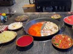 -冯校长老火锅(中联广场店)
