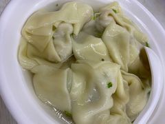 笋尖鲜肉大馄饨-小胖子馄饨店(洪兴路店)