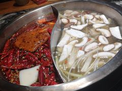 菌汤鸳鸯锅-渝味晓宇火锅(合川路店)