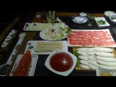 -陆派巴倒烫火锅(城东店)