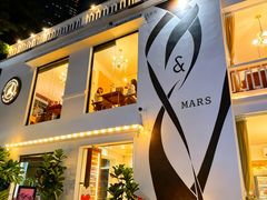 -Mark&Mars Restaurant