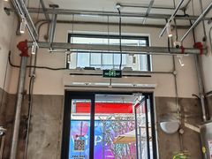 -必胜客(上海华谊新所店)