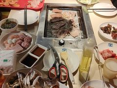 -爱客得牛排海鲜烤肉·火锅自助(春熙路黑金好店)