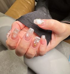 -猪猪女孩日式美睫美甲