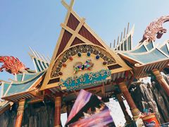 -七彩云南欢乐世界