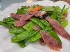 腊味荷兰豆-红菜坊·烤鸭·川鲁宴(石园店)