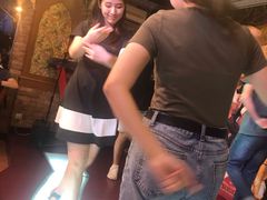 -维吾尔餐厅(宜山路店)