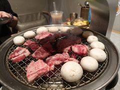 -草家酱蟹炭火烤肉店(珲春南路一店)