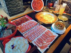 -靓寨酸汤火锅(时尚天河东一街店)