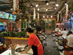 大堂-钢管厂歆瑞源油卤串串香(春熙路太古里店)