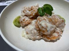 奇妙虾球-小大董·烤鸭(观景餐厅·南京西路店)