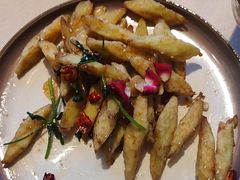 -八府香鸭·啫啫煲(华山路店)