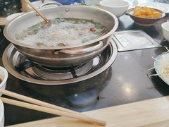 -牛喵喵铜锅牛肉馆