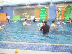 -戊辰亲子游泳俱乐部