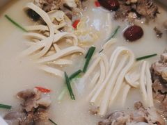 -小骨煲金华砂锅(转塘金街美地店)