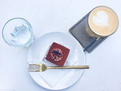 -UNI UNI(环亚凯瑟琳店)