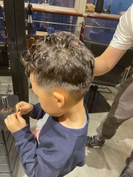 -C-18 SALON