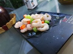 清炒虾仁-魁盛居百年鲁菜馆(中林路店)
