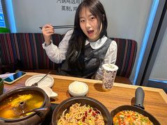 -云海肴·汽锅鸡·云南菜(天山百盛优客店)