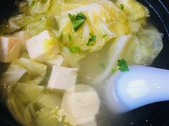 -闫家驴肉老店(华电一校店)