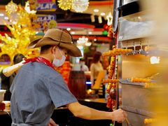 -四海一家自助餐(益田假日广场店)