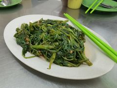 -明记烧鱼美味店