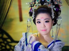 -九月鹰飞汉服摄影工作室