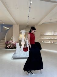 -SALON DE VANHADA
