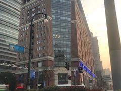-新金桥广场
