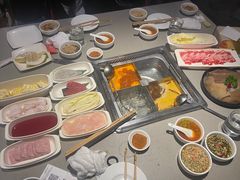 -海底捞火锅(新松江路店)