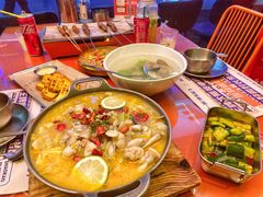 -神府路壹号·海鲜烧烤·砂锅粥·锅物(三坊七巷店)