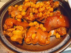 鹰嘴豆焖猪脚-尚一汤·粤菜海鲜(环球港店)