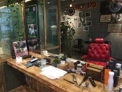 点击看大图 -MONE美发沙龙