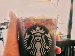 -星巴克臻选(盐城金鹰聚龙湖店)