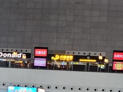 -麦当劳(高铁南站店)