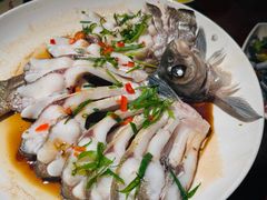 -老宅藕香·湖北菜·非遗藕汤·武昌鱼(黄鹤楼景观店)